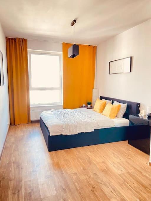 Spacious,Stylish And Comfortable 2 Room Apartment With Million Dollar View วอร์ซอ ภายนอก รูปภาพ